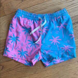 Chubbies Pink and Blue Palm Tree Swim Shorts youth boys’ size 8/9 or Small
